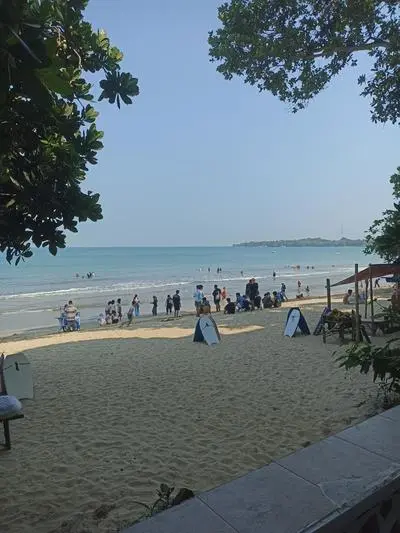 CARITA BEACH Selatan