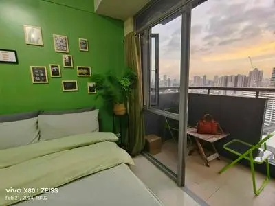 Fantastic Balcony View 300 mbps WiFi - Manhattan Heights TB30N