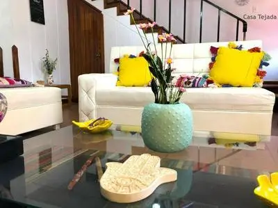 Casa cómoda, 7 min del aeropuerto y 12 min de la plaza