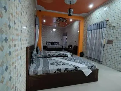 Season Inn Guest House 2