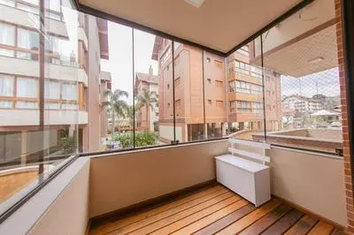 3 suites e 3 vagas no coracao de Gramado