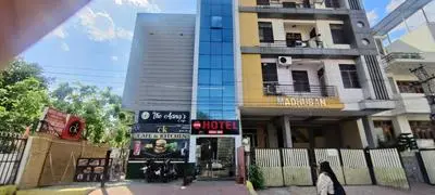 Hotel O Iqra Inn