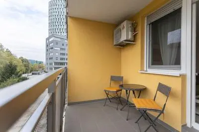 Bright 1BDR with Balcony & Parking