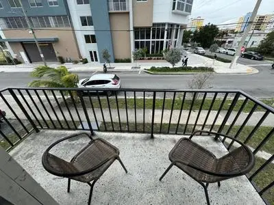 Remodeled Little Havanna Apartments great location