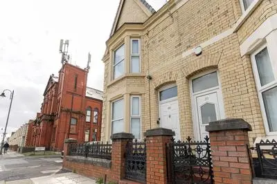Room 3 at Jubilee House - Free Parking, Self Check-In, Fast WiFi and Smart TV by Yoko Property