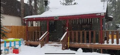 Cabin near Bolder Bay Lake and Village