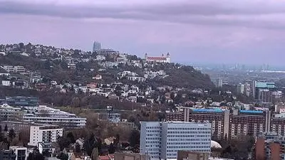 Pretty Nice view Apartment, Private Parking, 8min to center by car