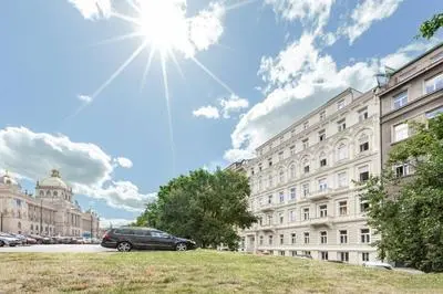 TurnKey I Wenceslas Square Apartments