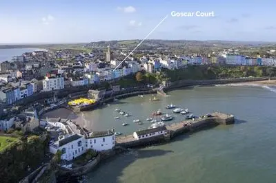 The Lookout at Goscar - Perfectly positioned Tenby apartment with sea views