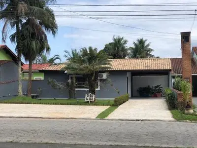 Casa 4 suítes Condomínio Morada da Praia