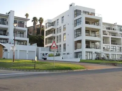 Point Village Accommodation - Santos 57