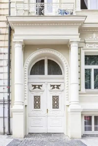 New Apartment 50m Charles Square