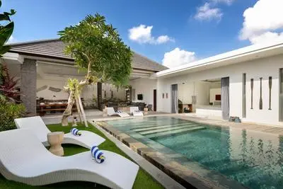 Gorgeous Tropical 3 Bed Pool Villa, 24hr Security