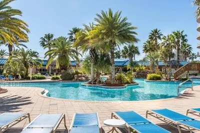 Palms Resort 2 BR King Suite Poolside Shuttle
