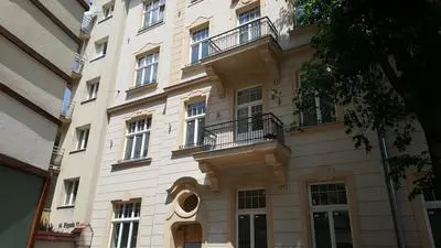Cheerful Air Conditioned Apartment with mezzanine and Parking - Old Town