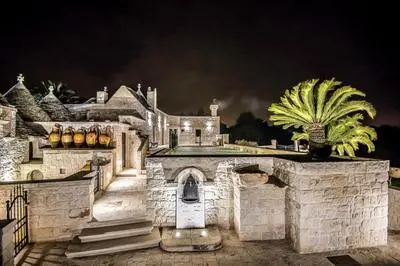 Trulli diffusi de La Corte dell'Astore I Trulli Antichi Mestieri