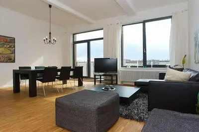 Spacious Studio Apartment Friedrichshain