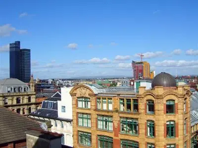 City Centre Apartment With Panoramic View