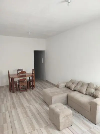 Casa inteira na Almirante Barroso