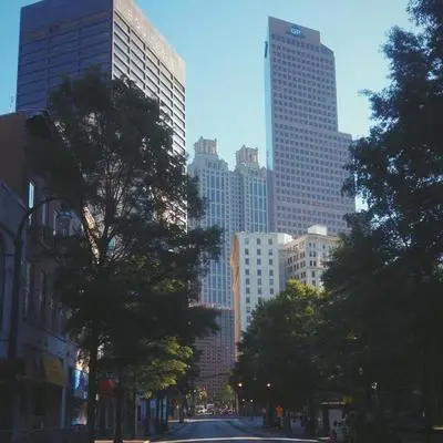 Downtown 1 Bedroom Apartment 18H