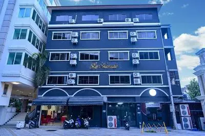 Golden Star Pattaya