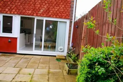 Newly Refurbished 3 Bedroom House B32