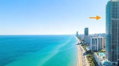 On the Beach- Amazing Ocean Views w top Amenities
