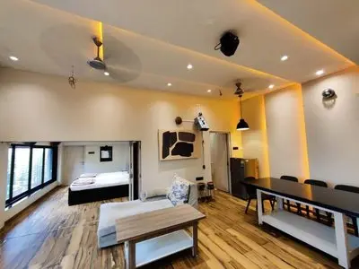 Lazy Moose Villa