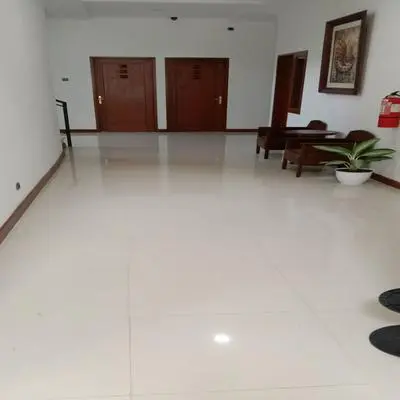Kuldesak Room
