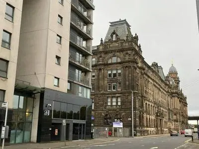 Remarkable 2-bed Apartment in Glasgow