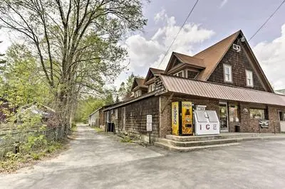 Bolton Landing Cottage: Walk to Lake George!