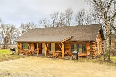 Cabin by the River: Visited by Treehouse Masters!