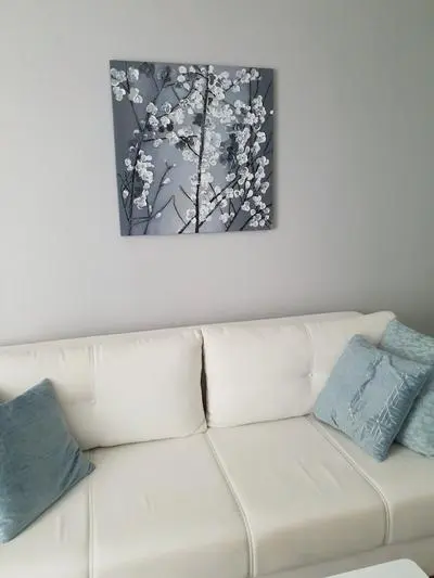 Happy Apartments