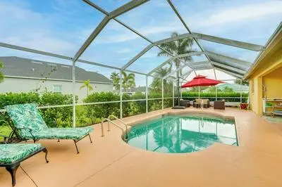 6 Mi to Coast: Cape Coral Family Home