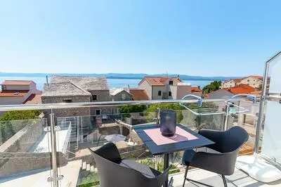 Renci - Great Location & sea View - A1