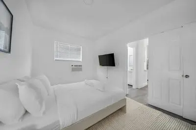 Historic 2 Bedroom Retreat