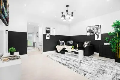 Large Family House With Garden Close to Birmingham