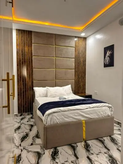 A Luxurious Single Room - The Paletinos