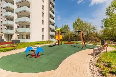 Horizon Sauna&Jacuzzi&Parking 3 by GA