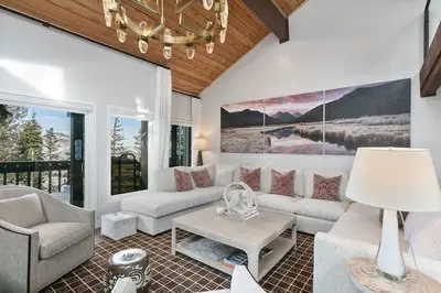105 - Three Bedroom with Spa Ridgepoint 3 Condo