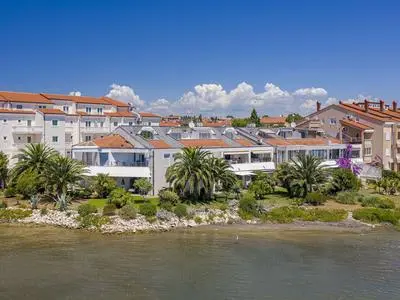 Airconditioned Studio Apartment With Seaview