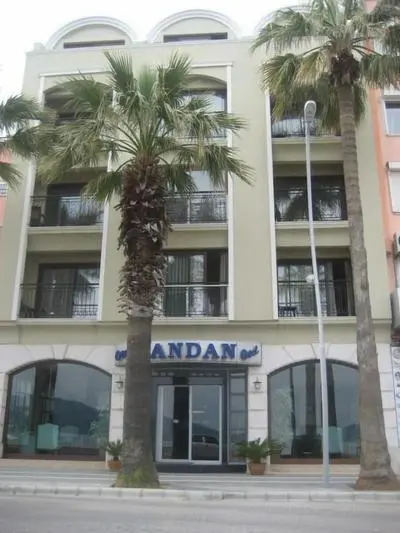 Candan Beach Hotel