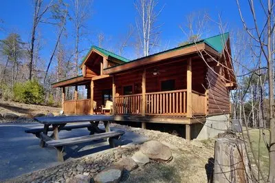 Skinny Dippin 1 Br cabin by RedAwning