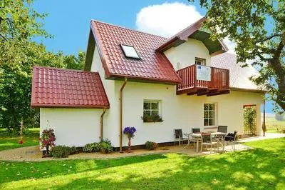 Holiday House With Large Garden, Noskowo