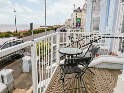 1 Beach View @ Beaconsfield House