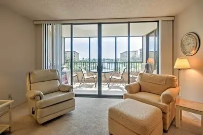 Beachfront Sarasota Resort Condo: Siesta Key View!