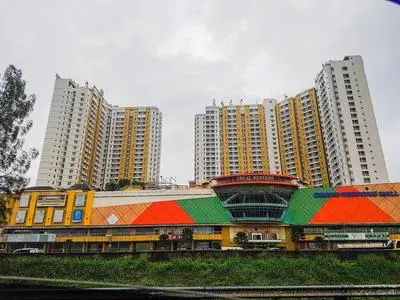 Modern Look And Comfy Studio Great Western Resort Apartment