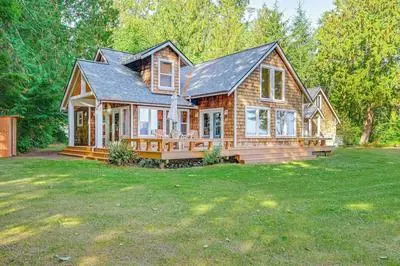 Hood Canal Home w/ Stunning Views & Private Beach