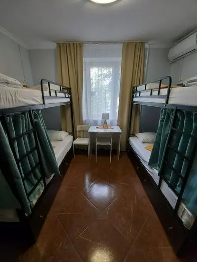 Christal - Hostel
