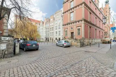 Ogarna Old Town Apartments by Renters